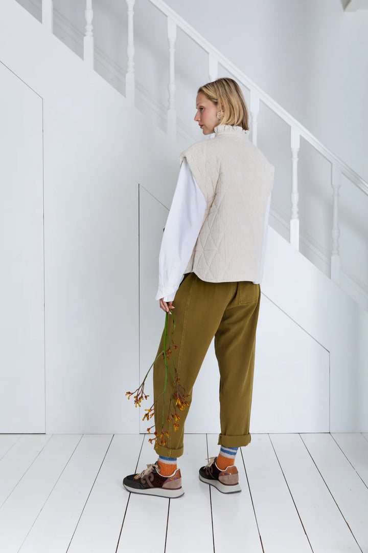 Stina Gillet / Ecru