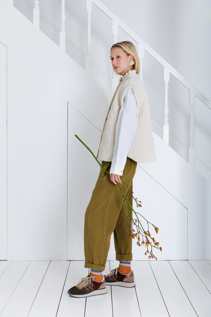 Stina Gillet / Ecru