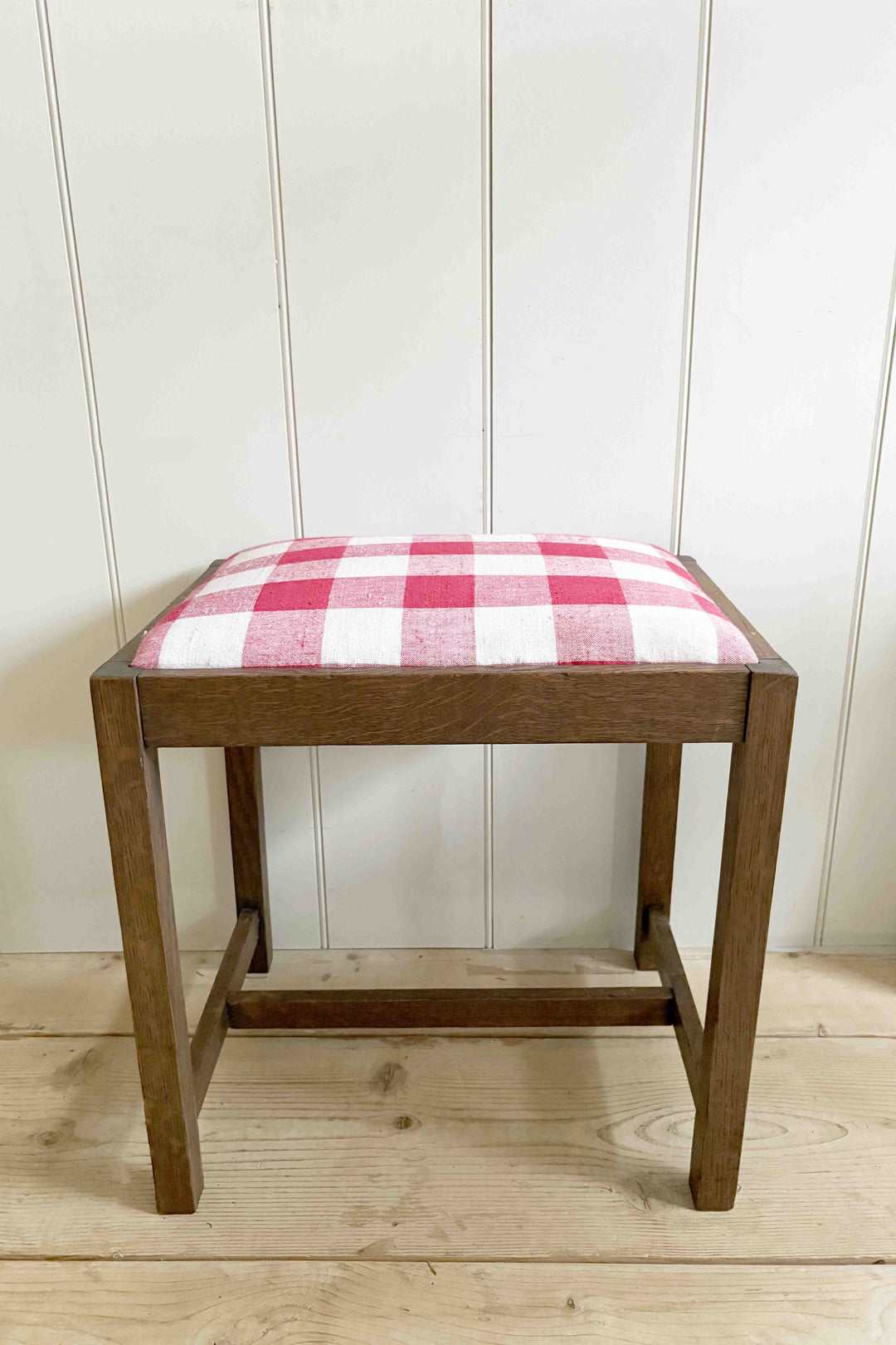 Oak Stool / Red Check