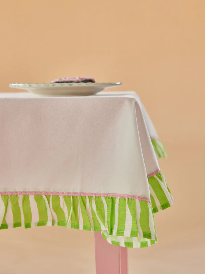 Table Cloth / Green Striped