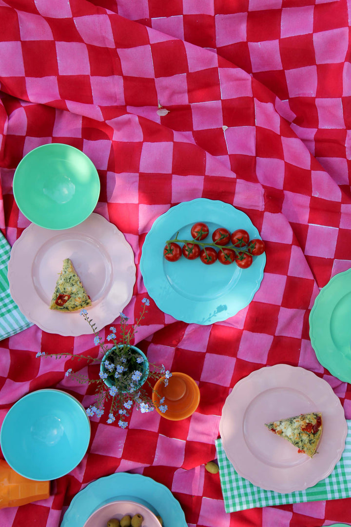 Tablecloth / Red Pink Checkerboard