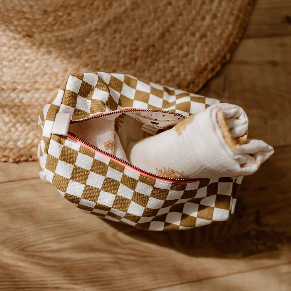 Toiletries Bag  / Caramel - Domestic Science Home