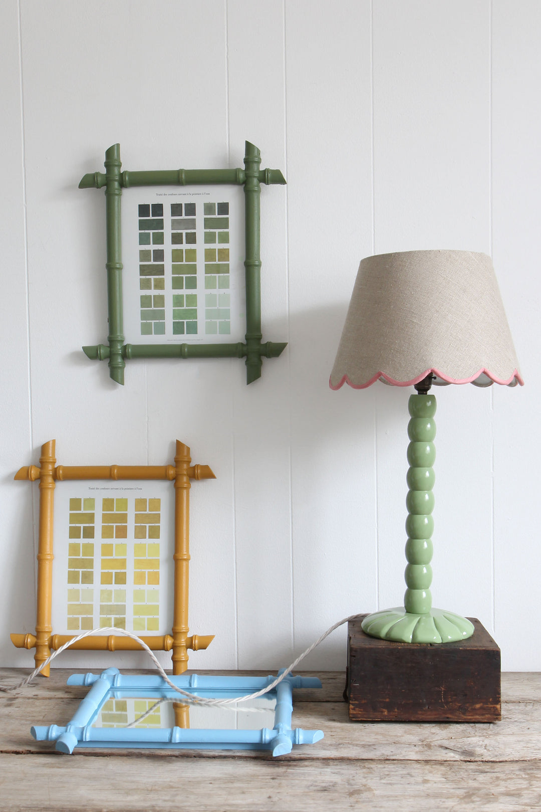 Ditto Turned Wooden Bobbin Lamp / Green