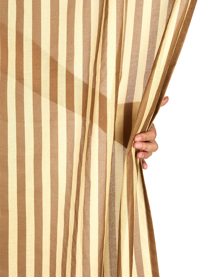 Wendy Sheer Voile Curtain 140x280 / Brown Stripes