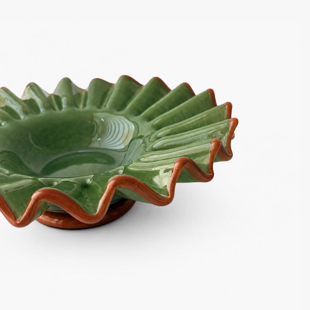 Wavy Glass Bowl / Olive