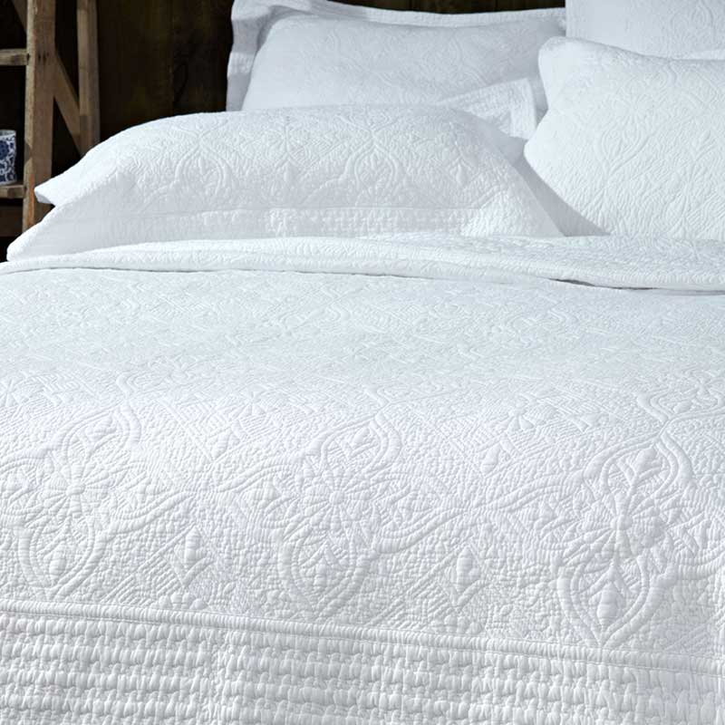 Stonewash Cotton White Bedspread / Single