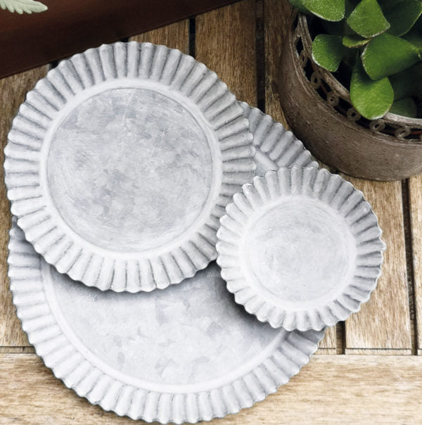 Set of 3 Zinc Fluted Trays / Dia.20cm