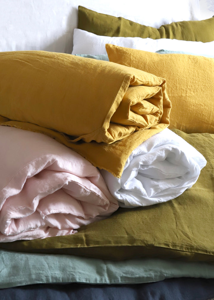 Tumbled Linen Bed Roll / Denim