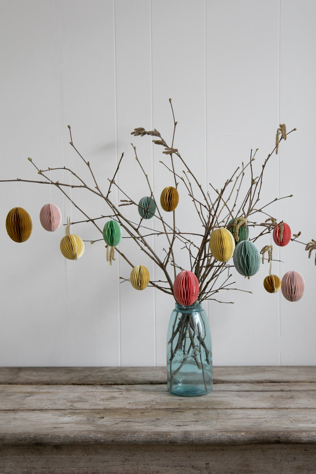 Easter Paper Egg Decorations Med / Straw