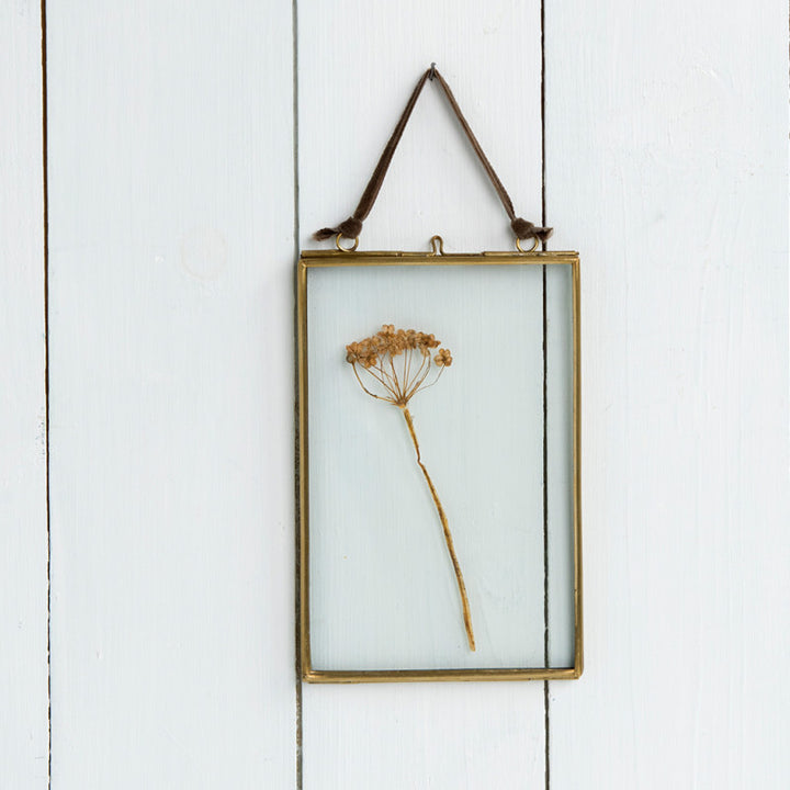 Hanging Brass Frame 15 x 10cm - Domestic Science Home