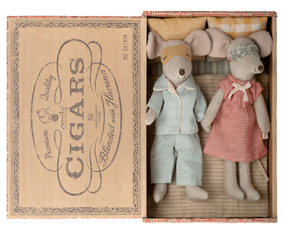 Maileg Mum and Dad Mice in Cigarbox