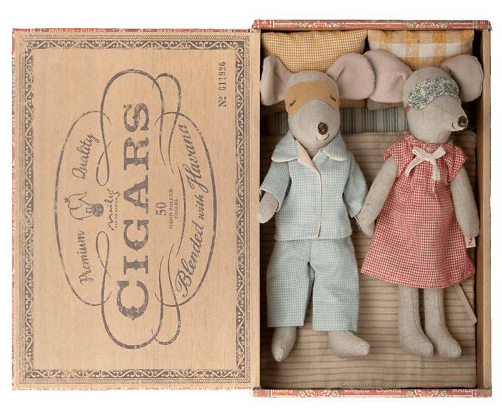 Maileg Mum and Dad Mice in Cigarbox