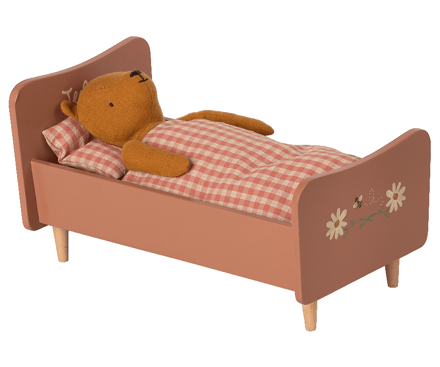 Wooden Bed Rose / Teddy Mum