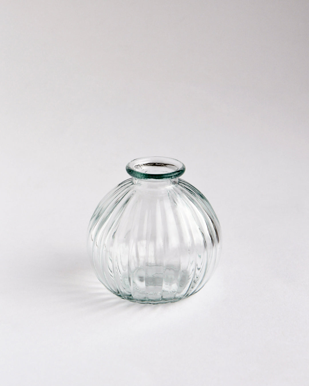 Round Ribbed Bud Vase / Clear